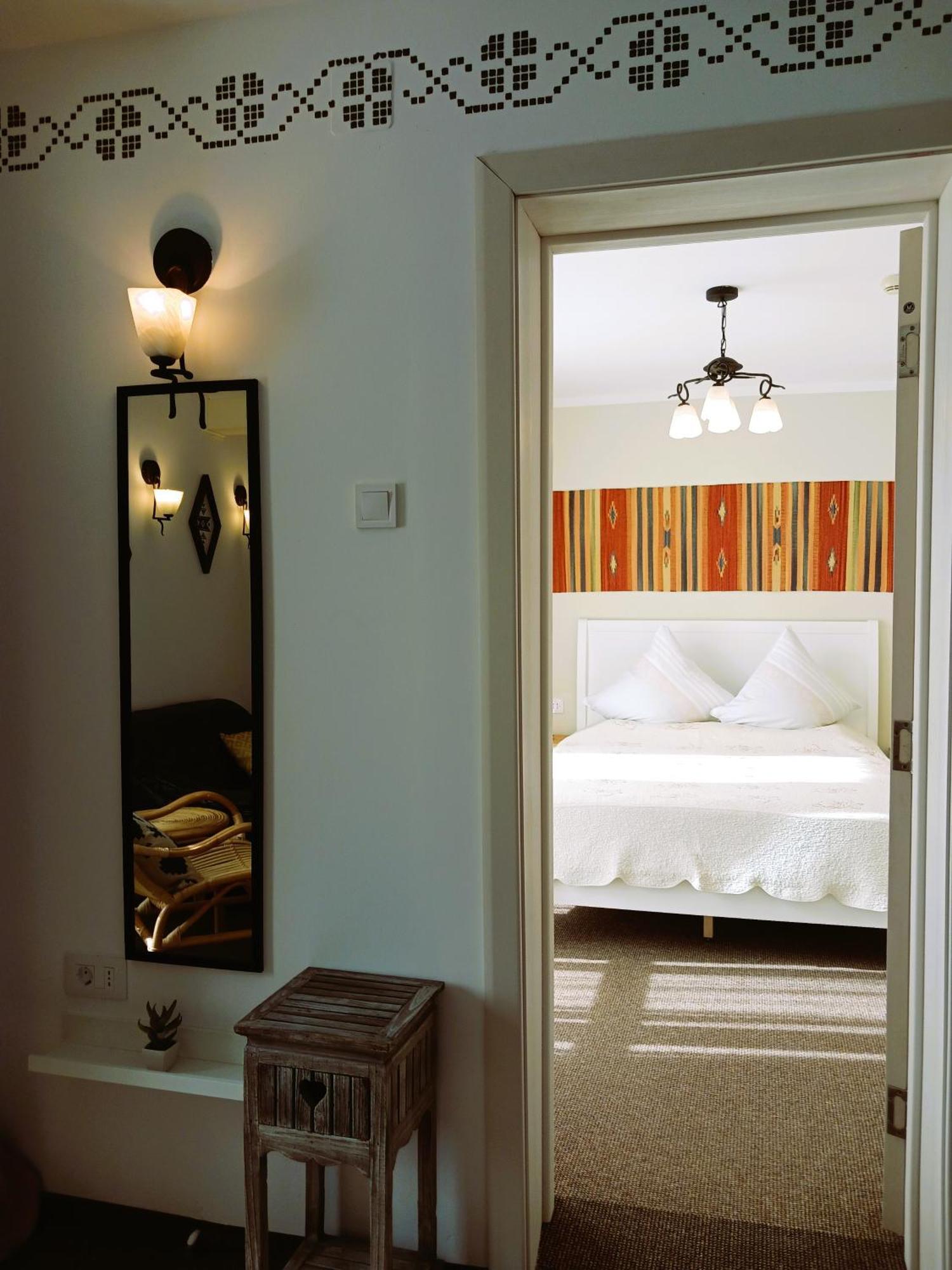 Casa Calin Hotell Vama  Exteriör bild