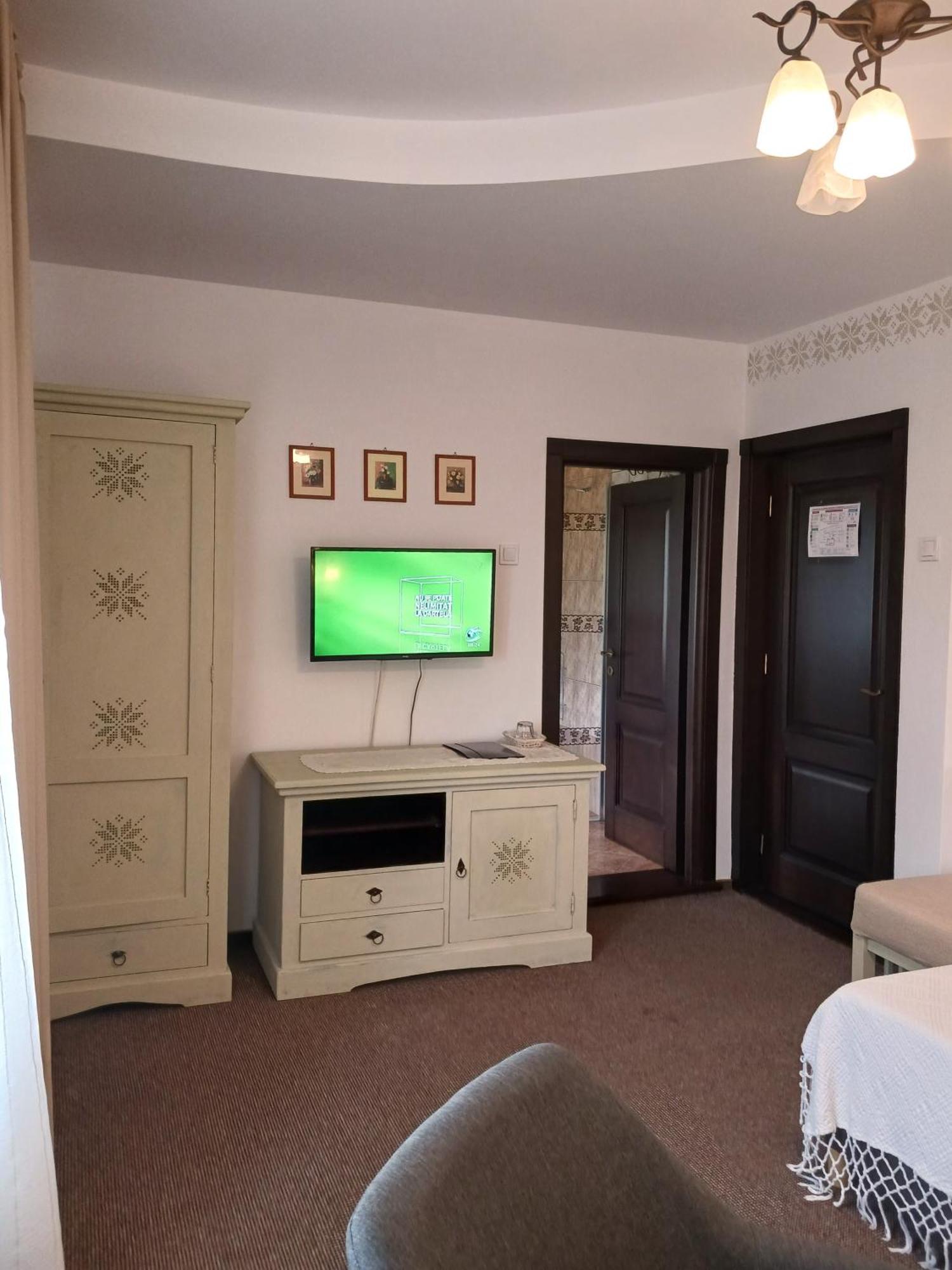 Casa Calin Hotell Vama  Exteriör bild