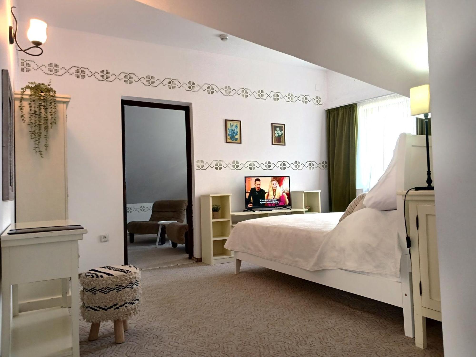 Casa Calin Hotell Vama  Exteriör bild